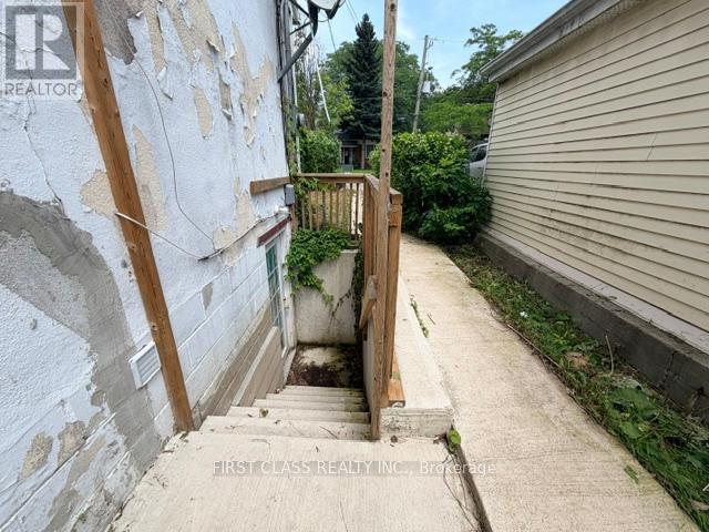 44 SCOTIA AVENUE - 11