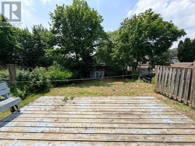 44 SCOTIA AVENUE - 16