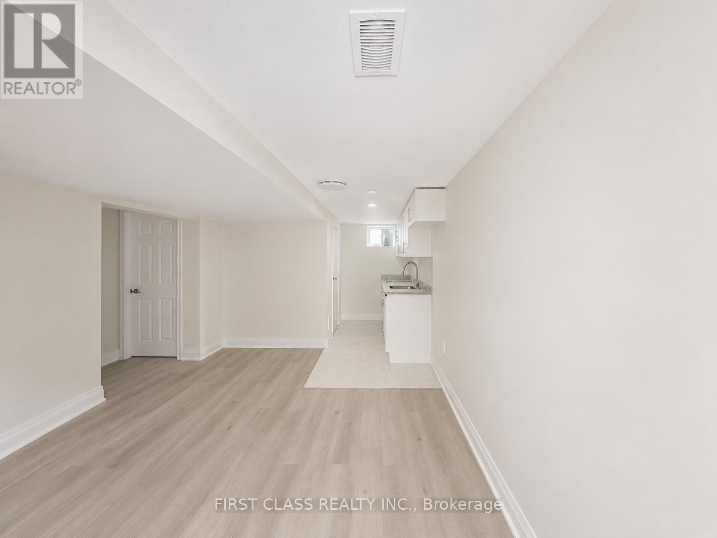 44 SCOTIA AVENUE - 12