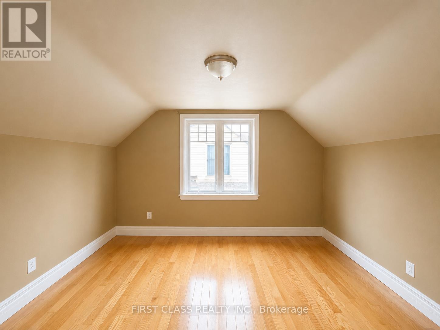 44 SCOTIA AVENUE - 8