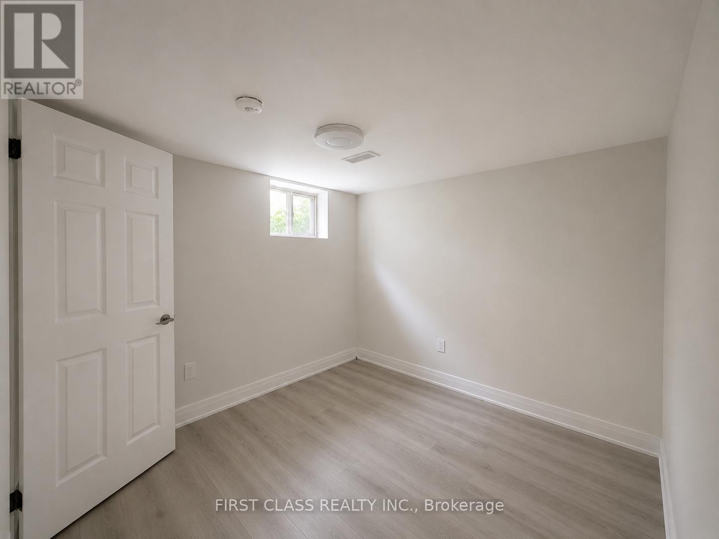 44 SCOTIA AVENUE - 13