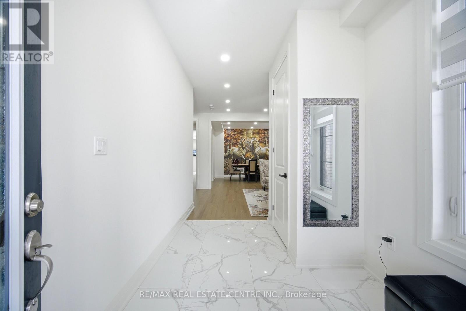 112 BLUEBIRD BOULEVARD - 4