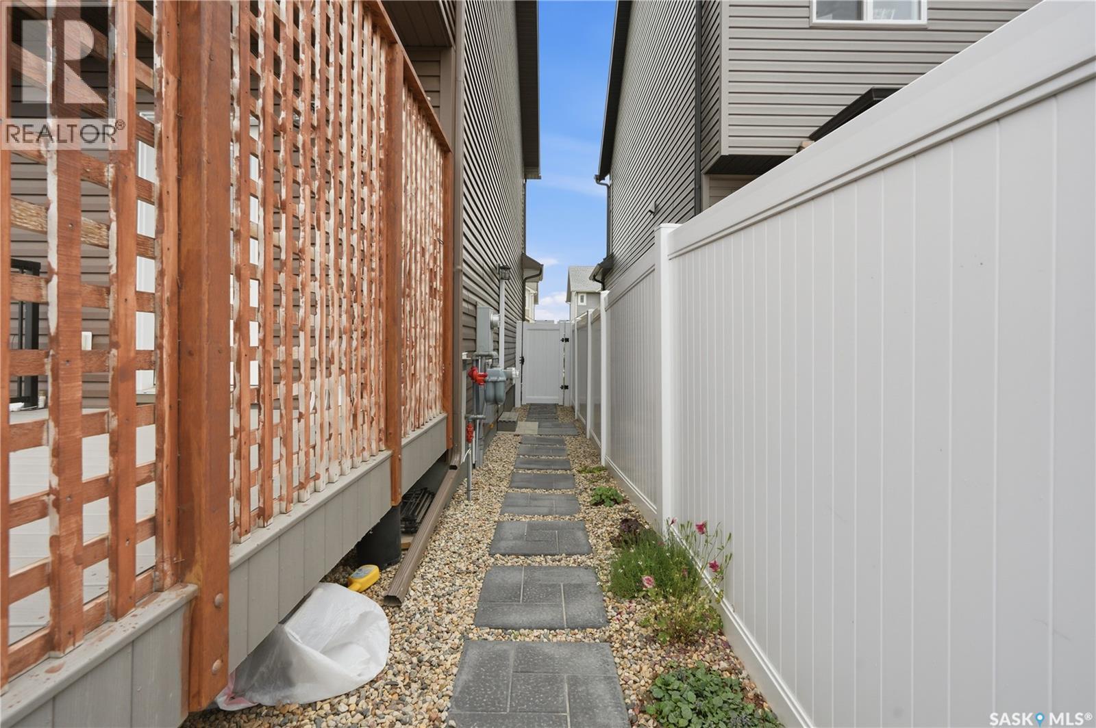 855 McFaull RISE — photo 58