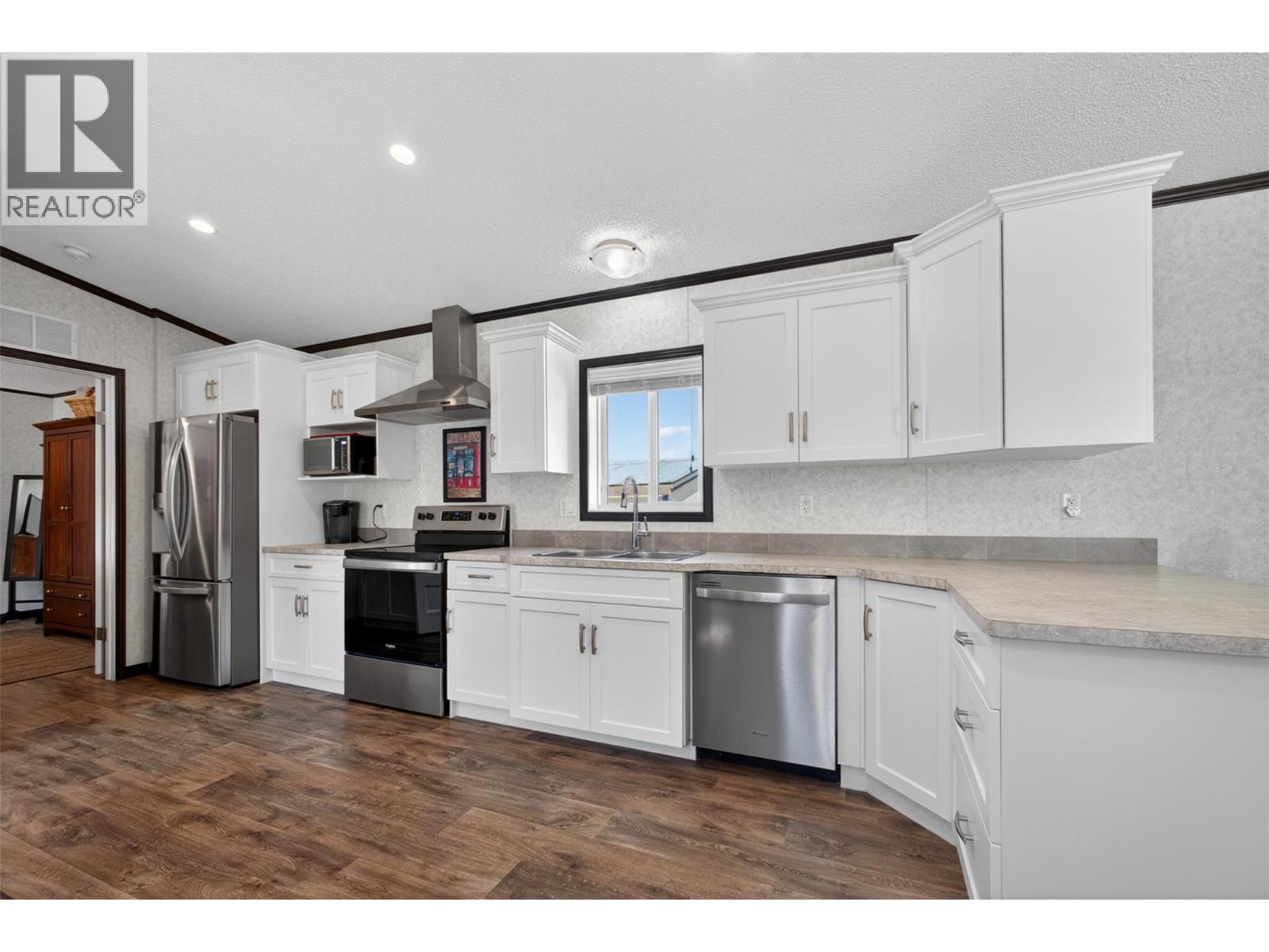 #172 15401 Kalamalka Road - 5