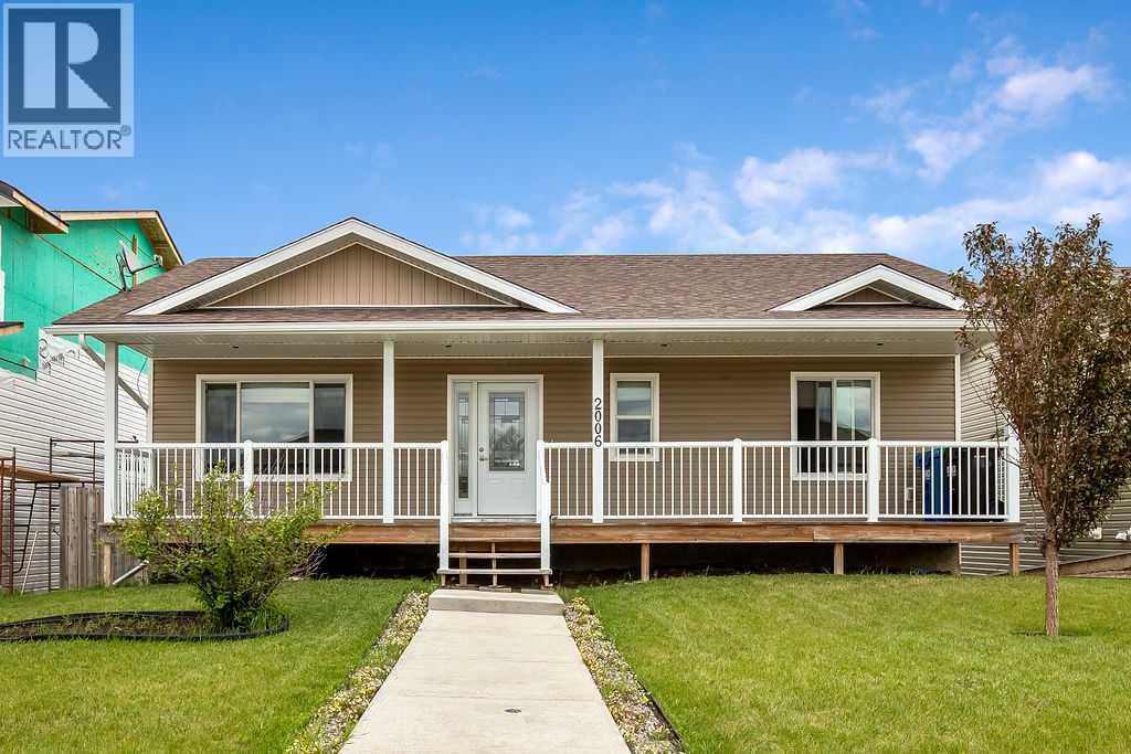 2006 30 Avenue - 1