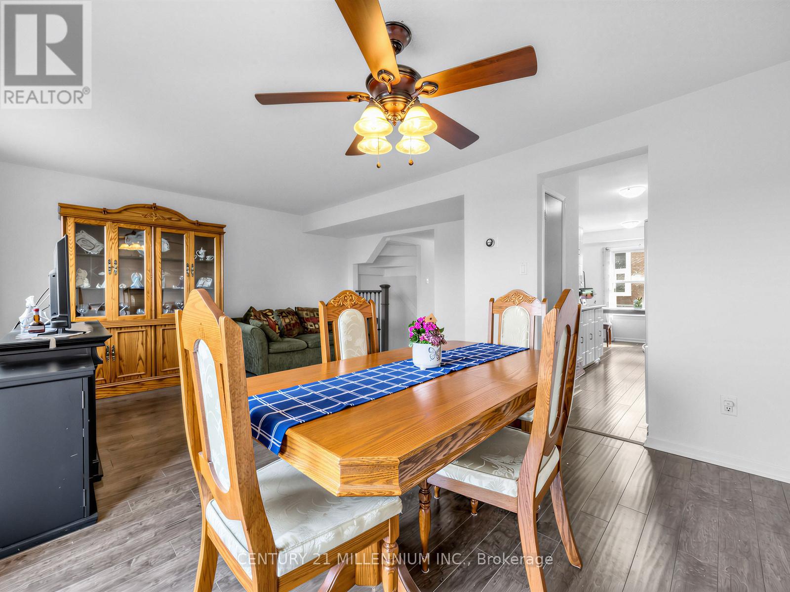 #52 1020 CENTRAL PARK DRIVE W - 9
