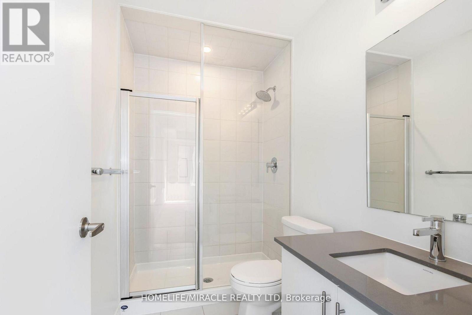 #16 3415 RIDGEWAY DRIVE - 31