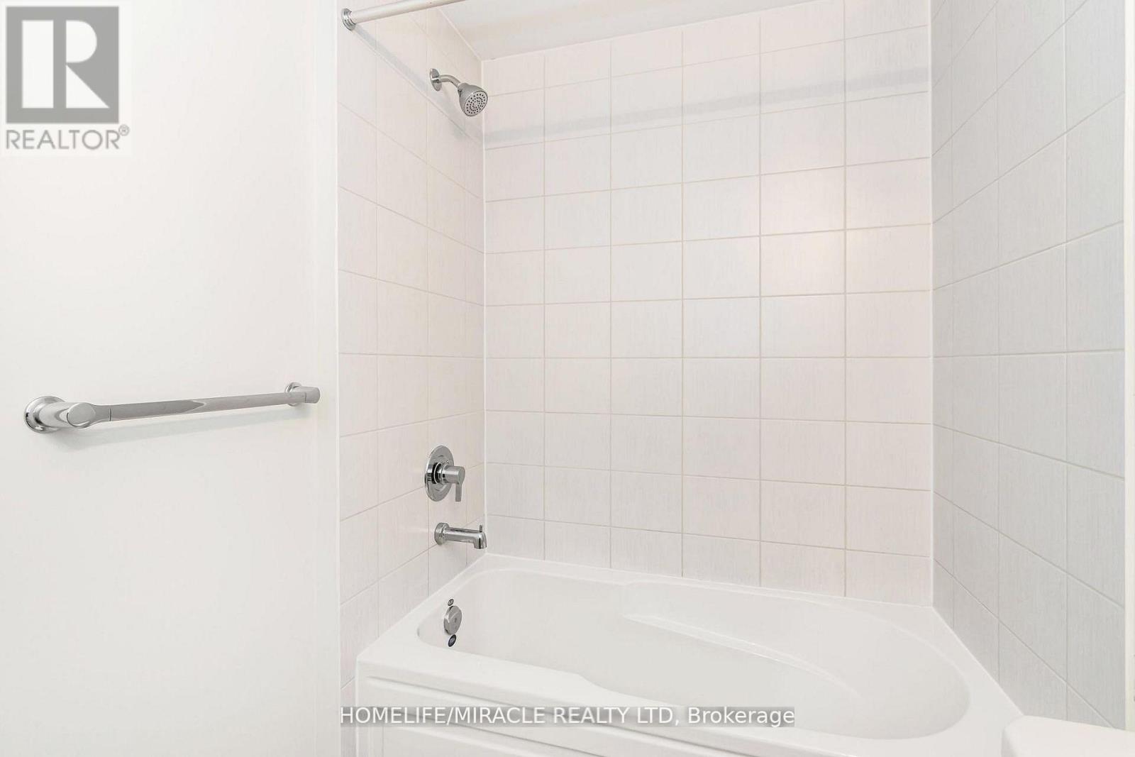 #16 3415 RIDGEWAY DRIVE - 37