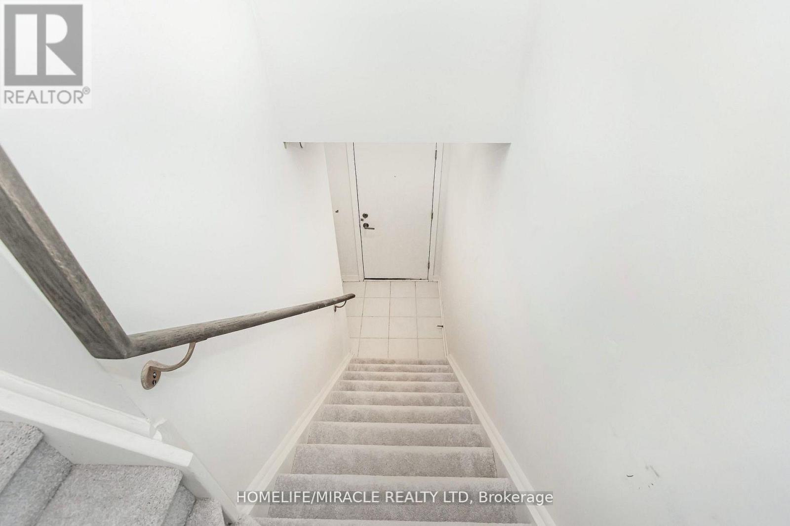#16 3415 RIDGEWAY DRIVE - 4