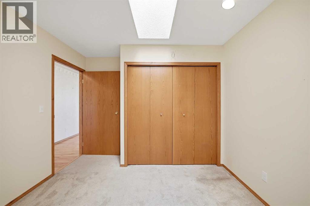 13 Parklane Place — photo 12