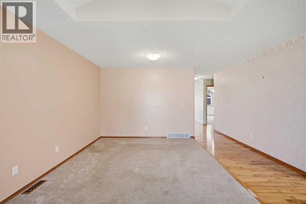 13 Parklane Place — photo 9