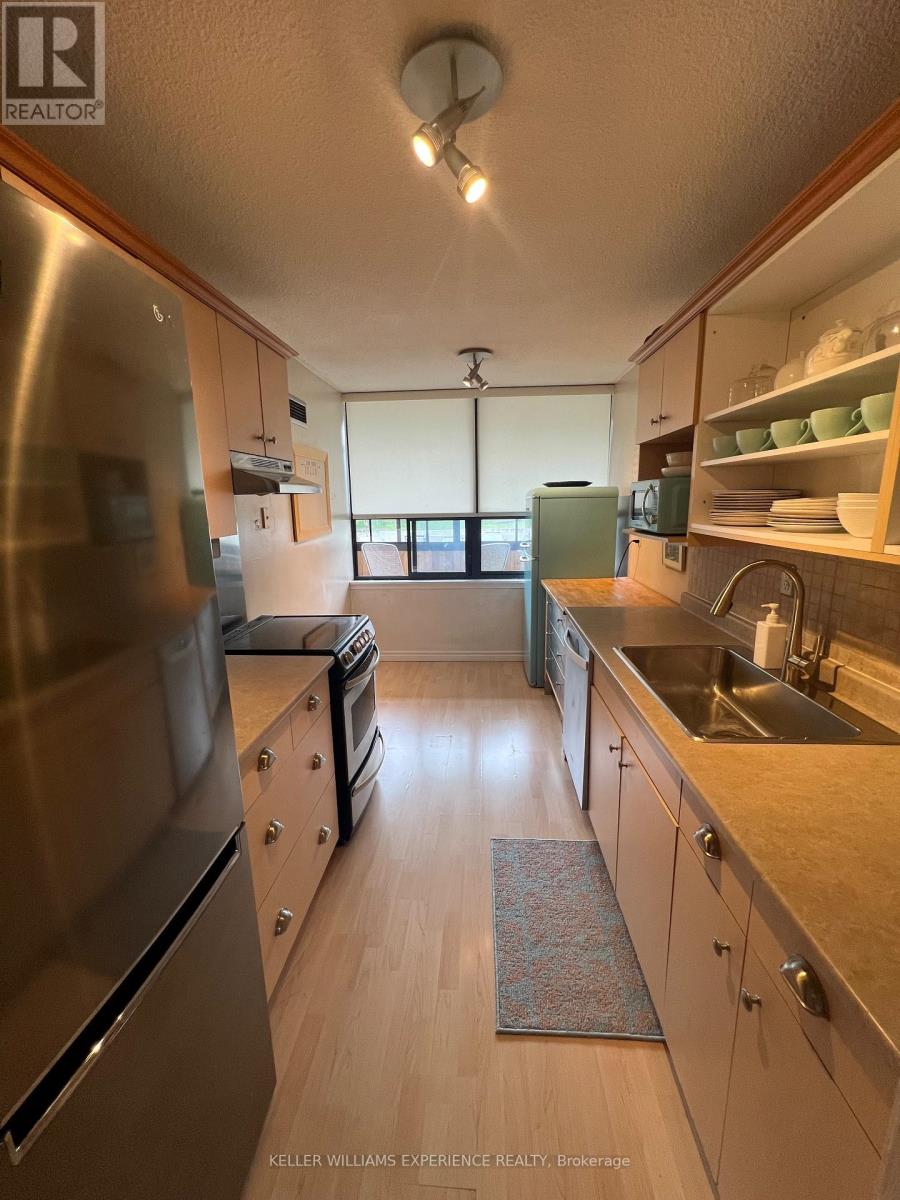 #210 18 KNIGHTSBRIDGE ROAD - 22