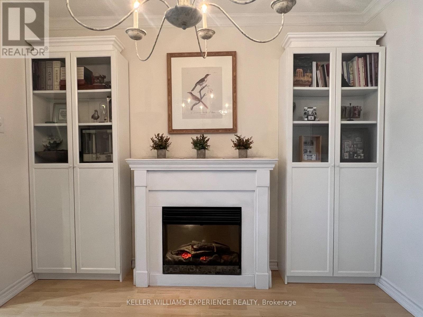 #210 18 KNIGHTSBRIDGE ROAD - 11