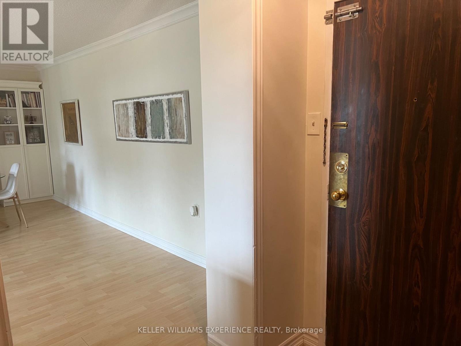 #210 18 KNIGHTSBRIDGE ROAD - 7