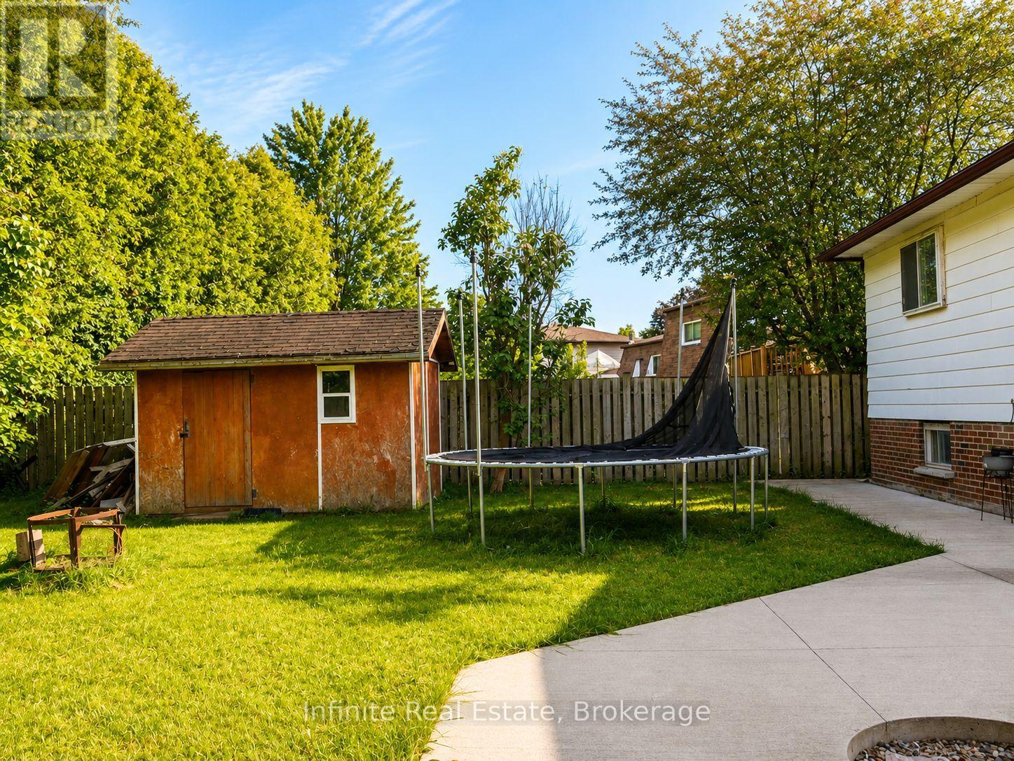 122 PARKVIEW DRIVE - 37