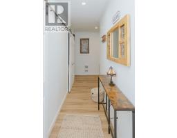 14 Tuxedo Road thumbnail 25