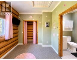 2151 33rd Avenue N, Cranbrook, BC V1C3Y9 Photo 13