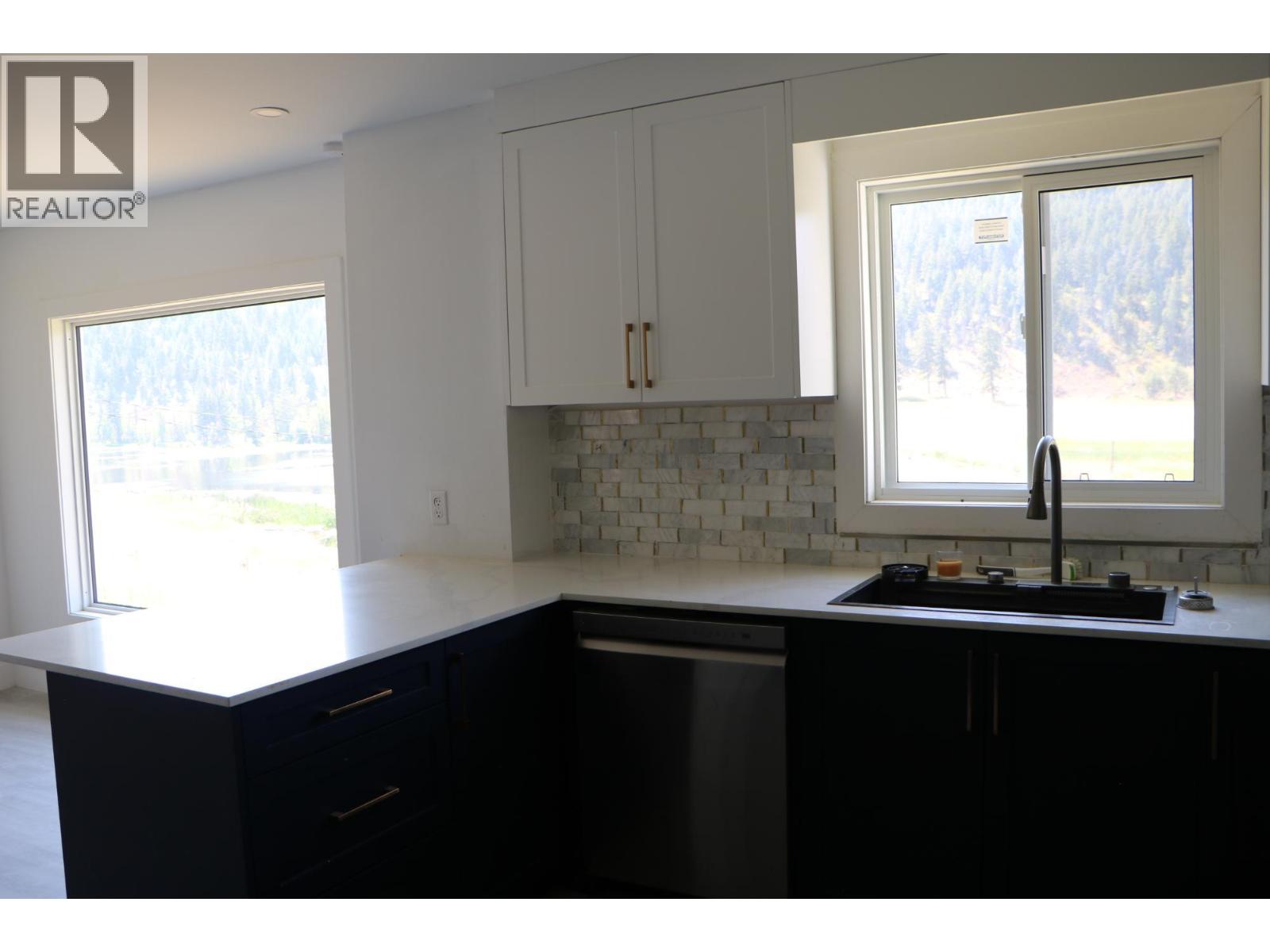 2448 BARNHARTVALE Road - 11