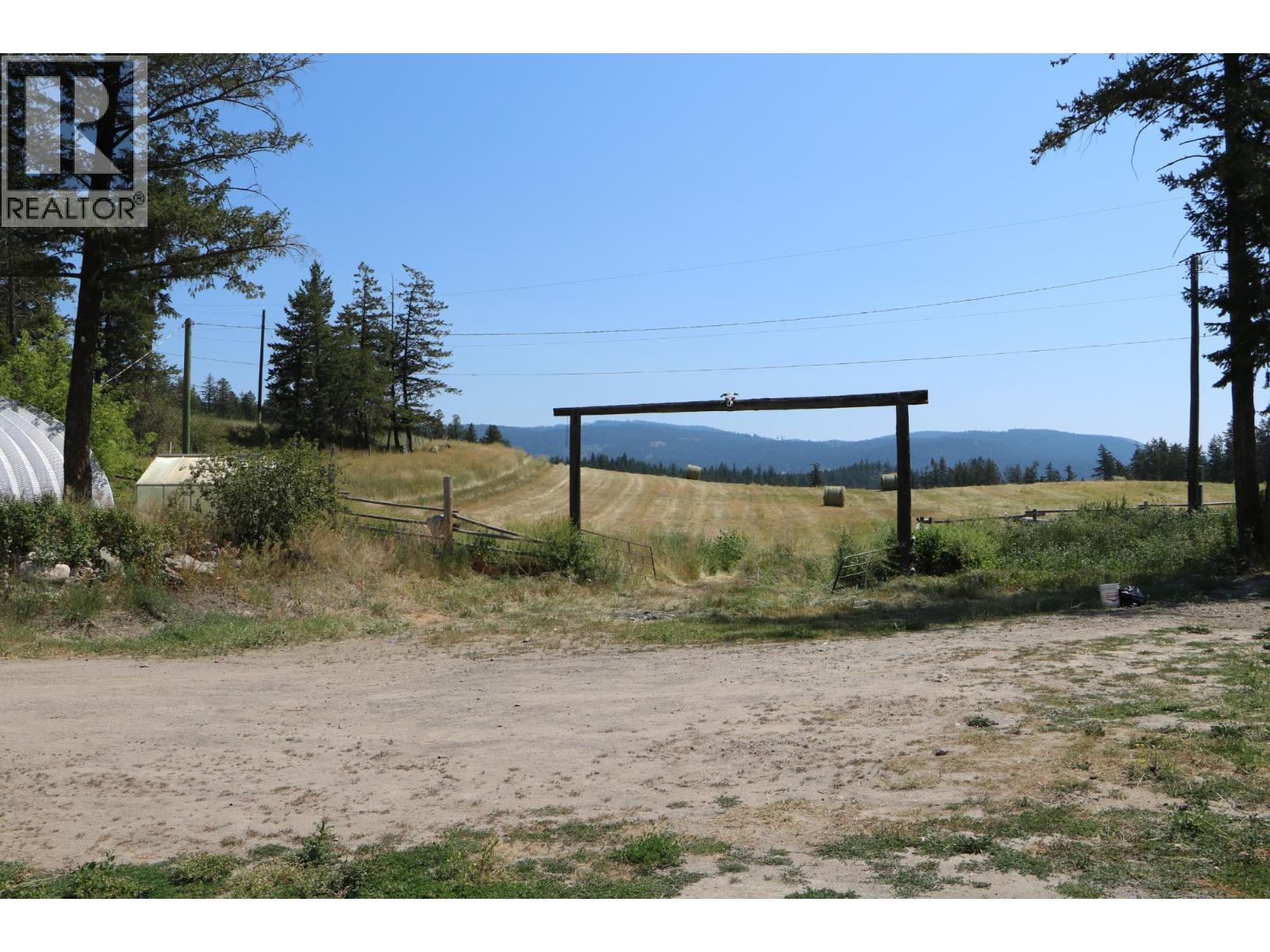 2448 BARNHARTVALE Road - 43