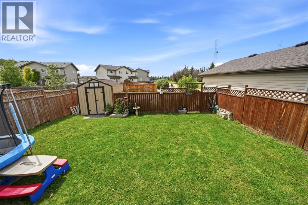 48 Vickers Close — photo 26