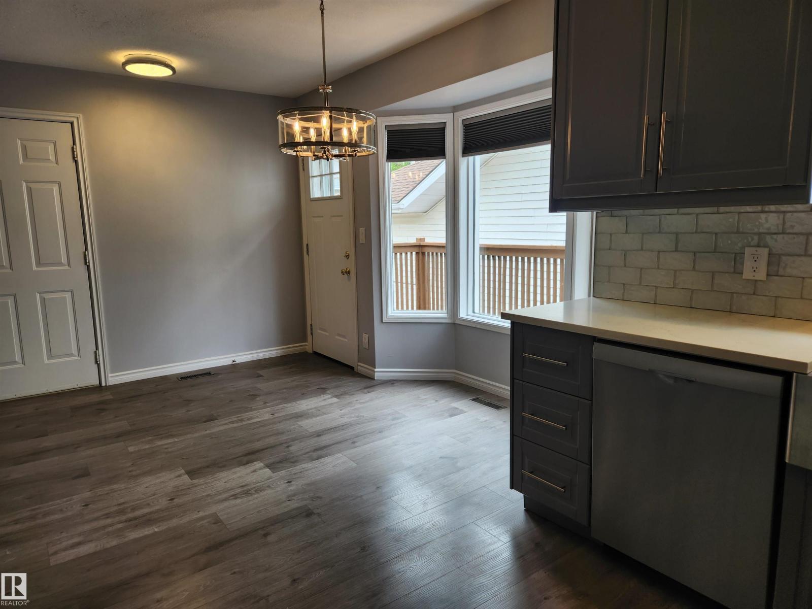 110 Blueberry CR — photo 9