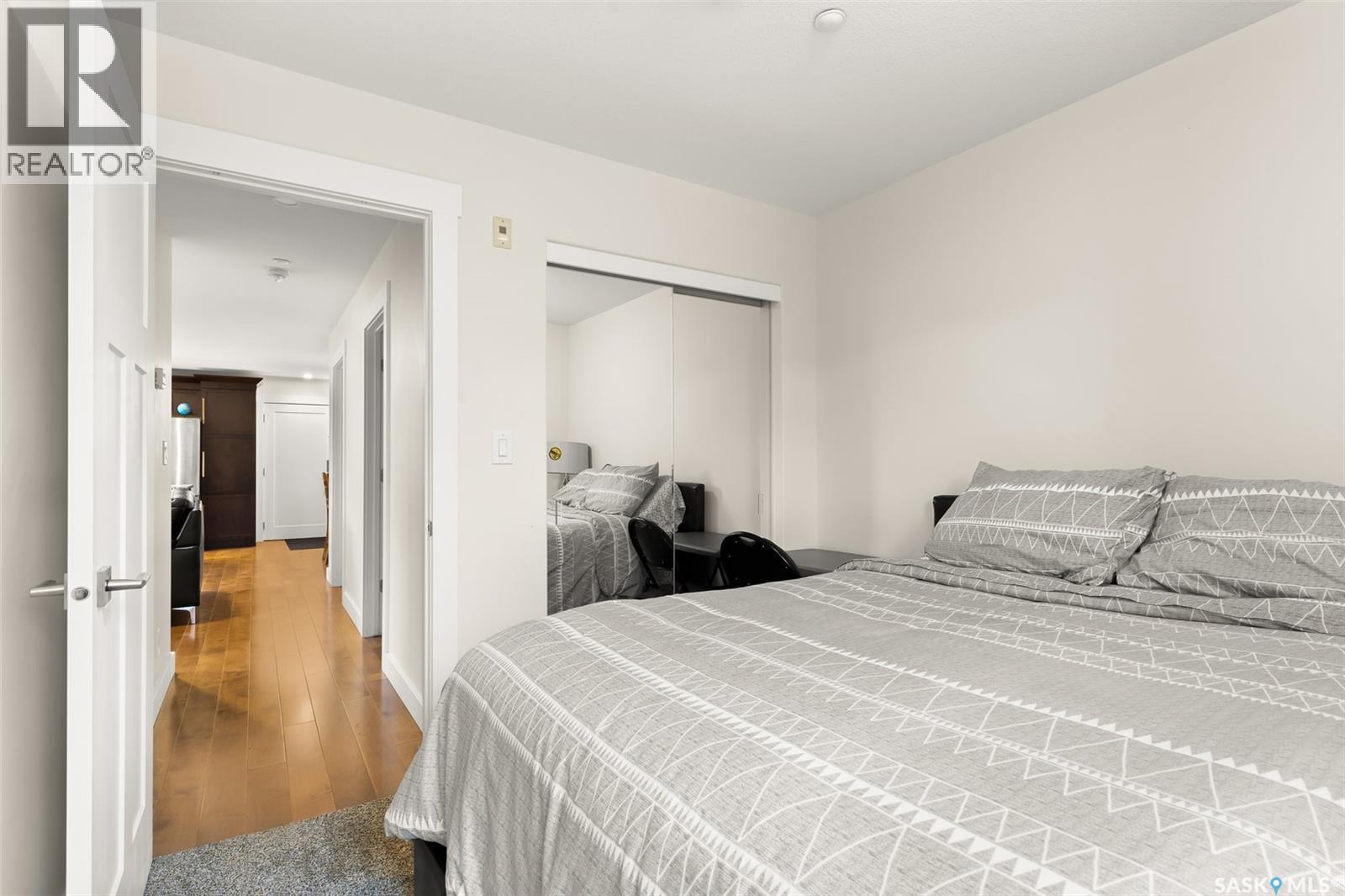 #303 1863 Rae STREET - 18