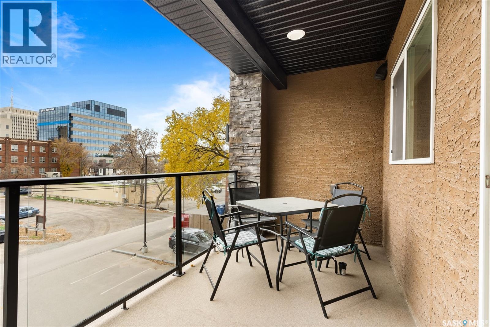 #303 1863 Rae STREET - 22