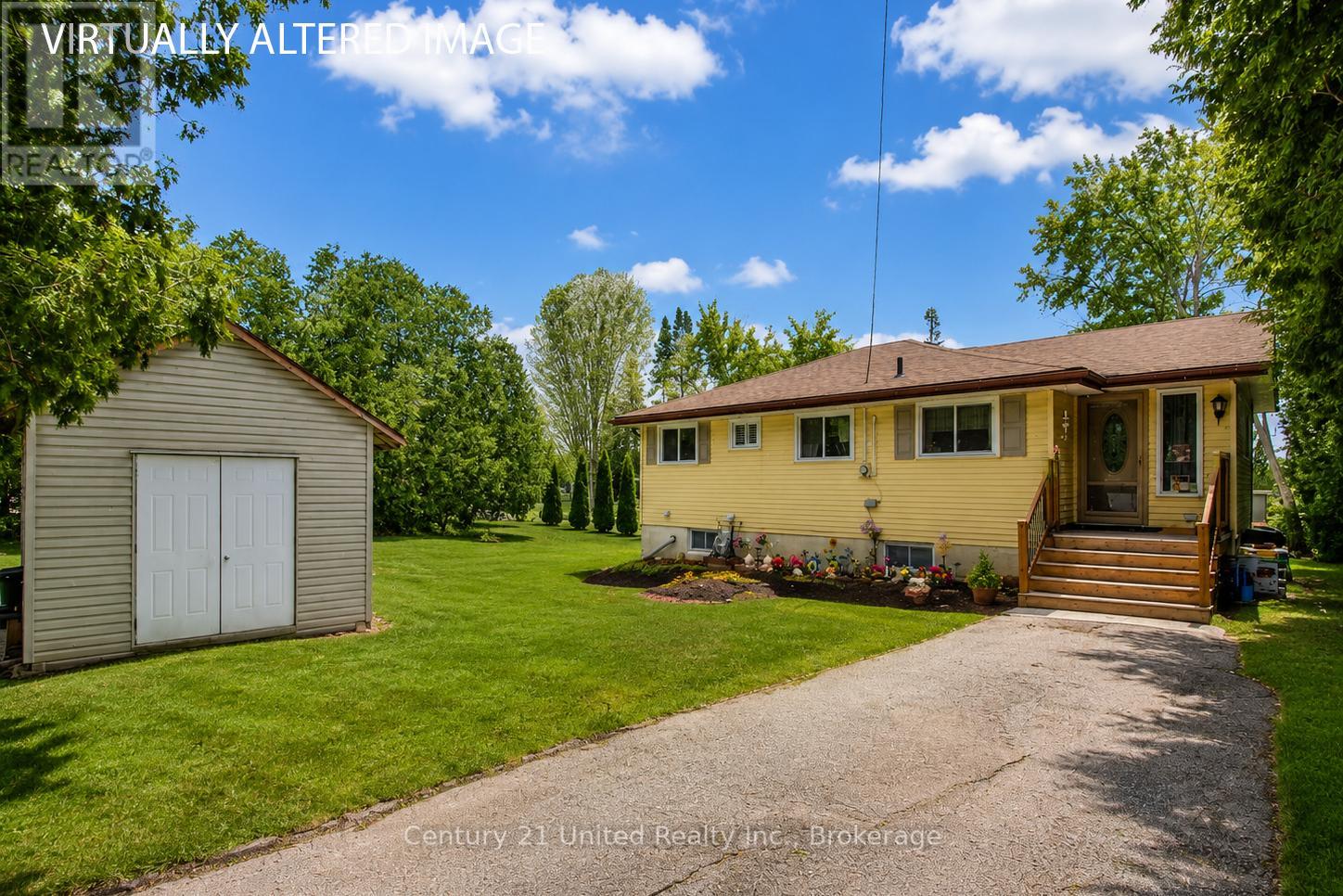 216 GEORGE DRIVE - 1