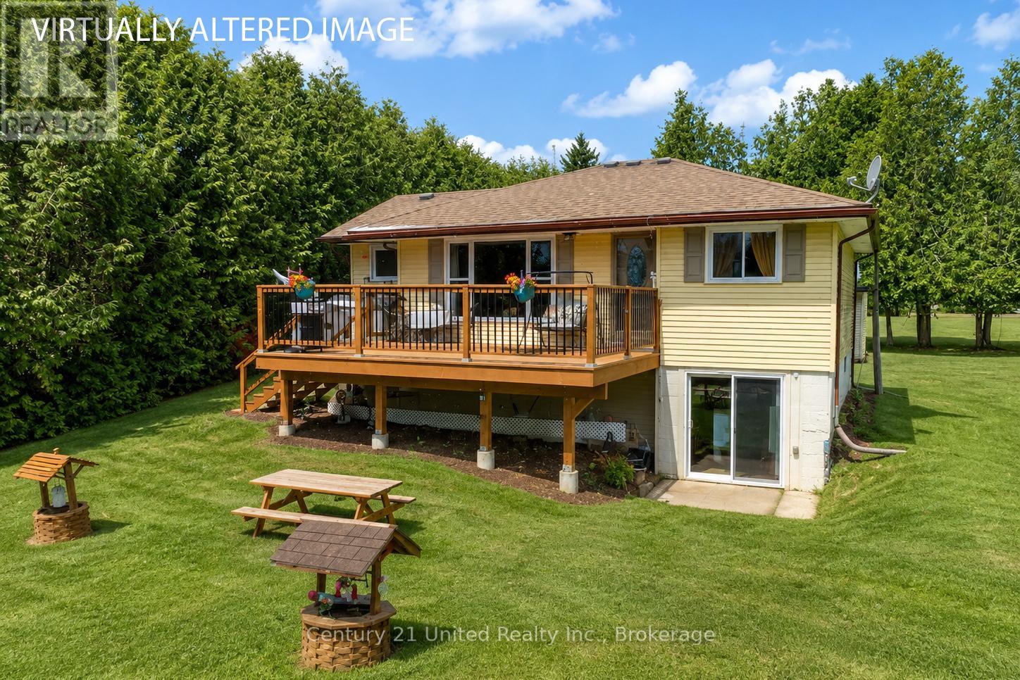 216 GEORGE DRIVE - 3