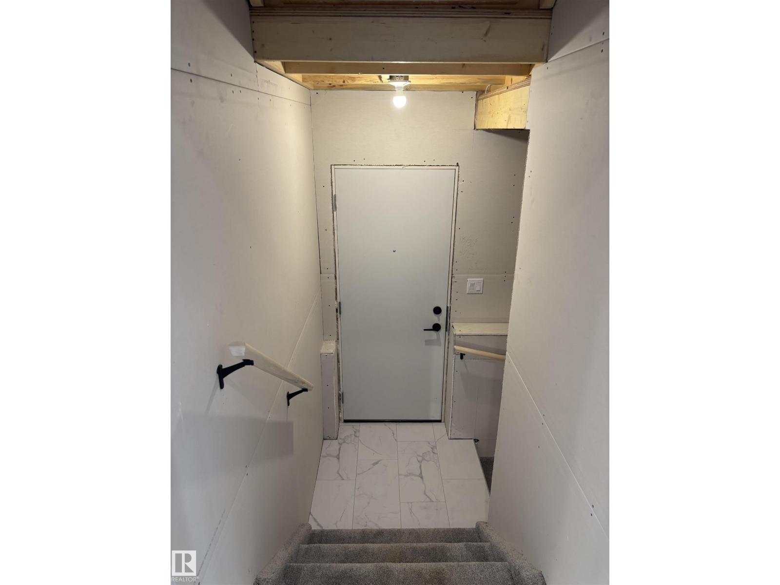 1061 GOLDFINCH WY NW — photo 25