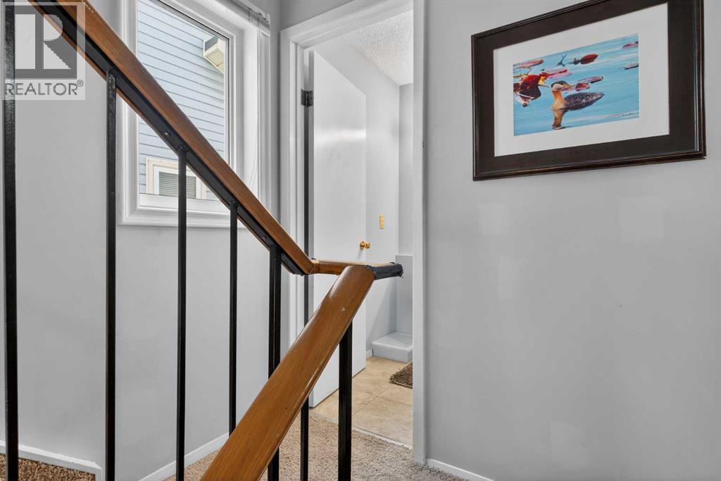 53 Millrise Lane SW - 14