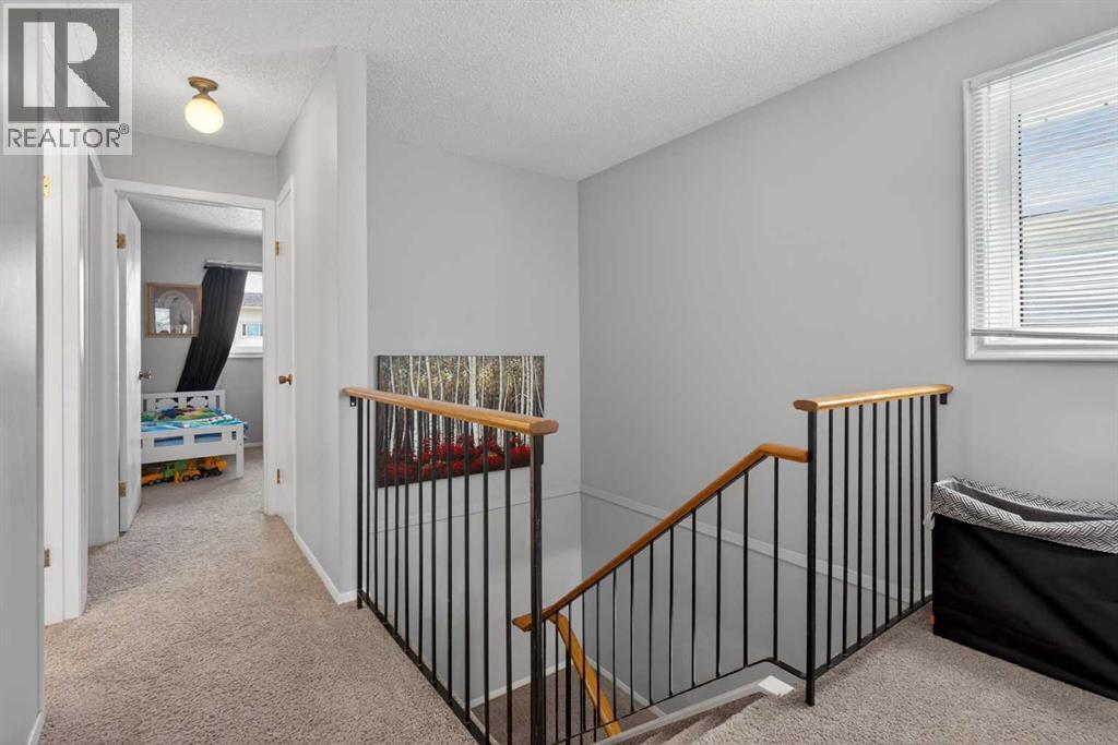 53 Millrise Lane SW - 21