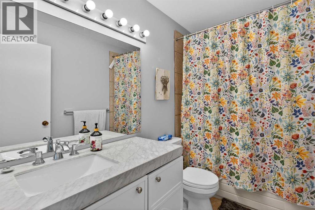 53 Millrise Lane SW - 32