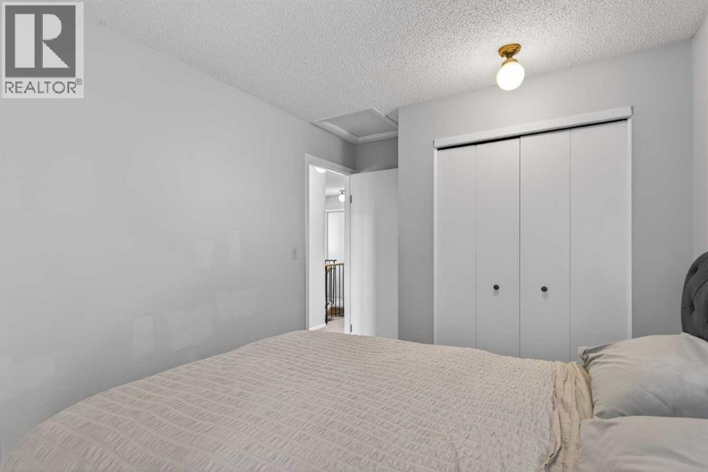 53 Millrise Lane SW - 28