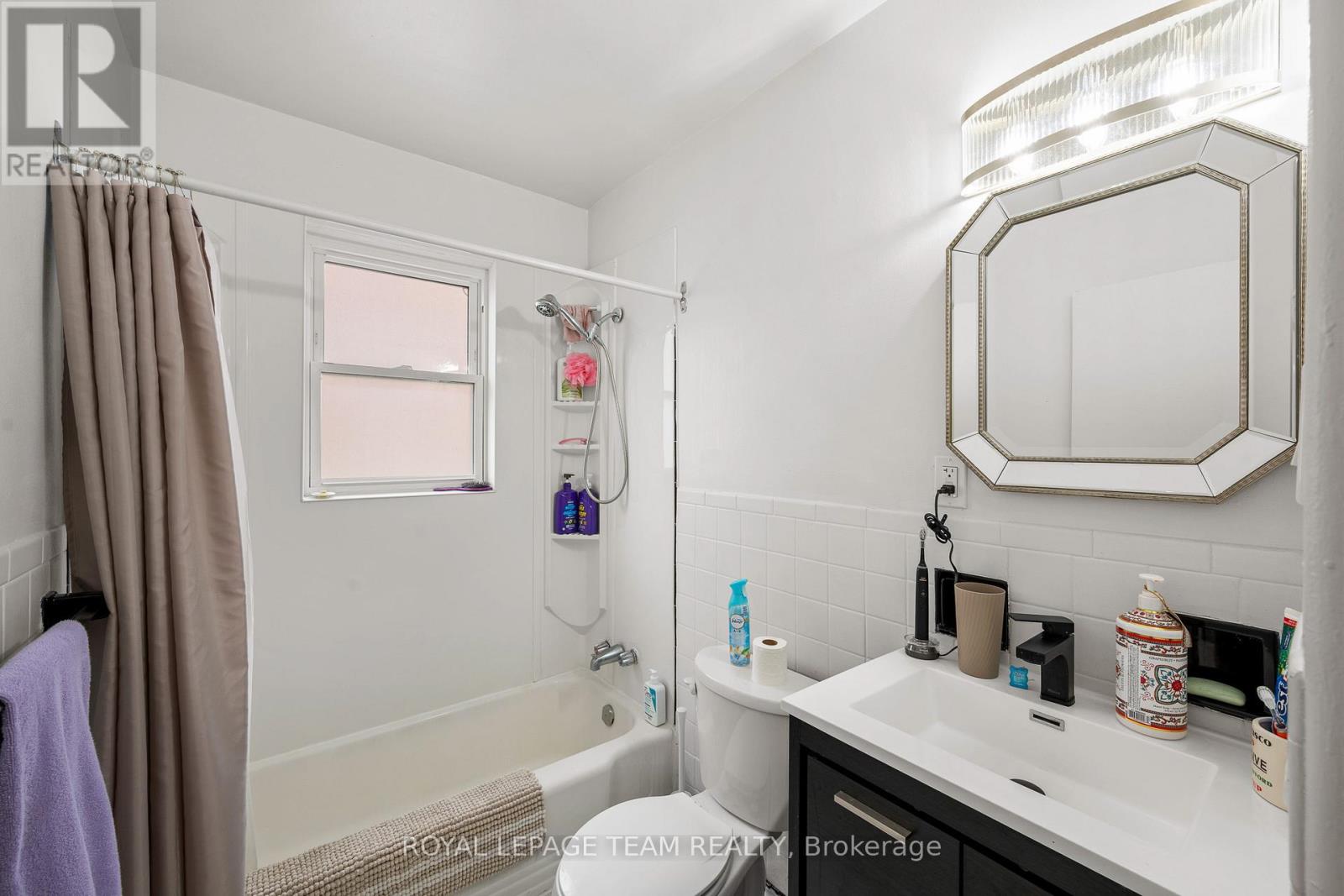 3 Bed, 1 Bath Multi-Family for Rent in Ottawa – 2 – 151 GRANVILLE STREET, Ottawa – MLS# X13499020 - Image 15