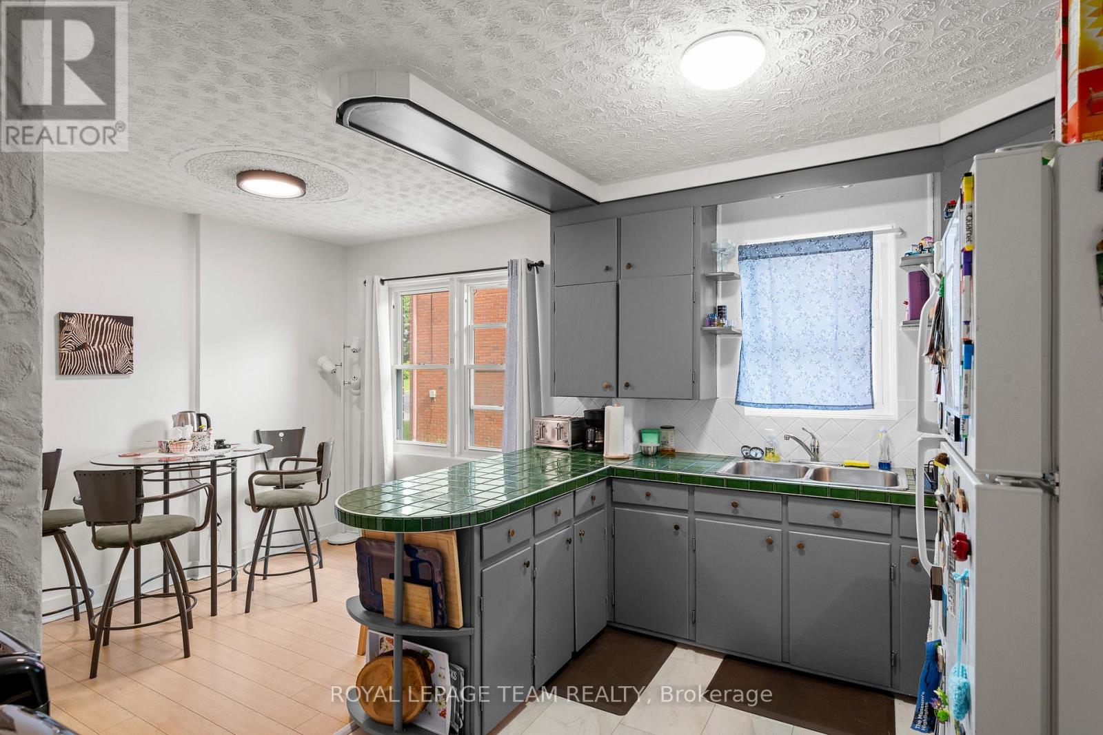 3 Bed, 1 Bath Multi-Family for Rent in Ottawa – 2 – 151 GRANVILLE STREET, Ottawa – MLS# X13499020 - Image 7