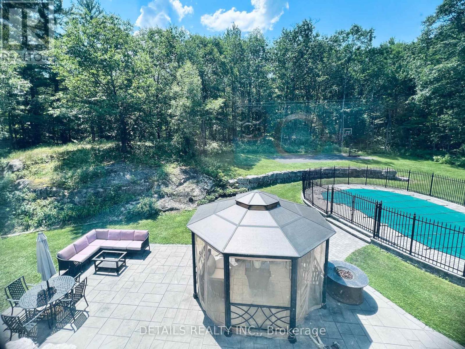 461 JOHN ASELFORD DRIVE - 41
