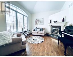 Family room - 461 John Aselford Drive, Ottawa, ON K2W1A8 Photo 7