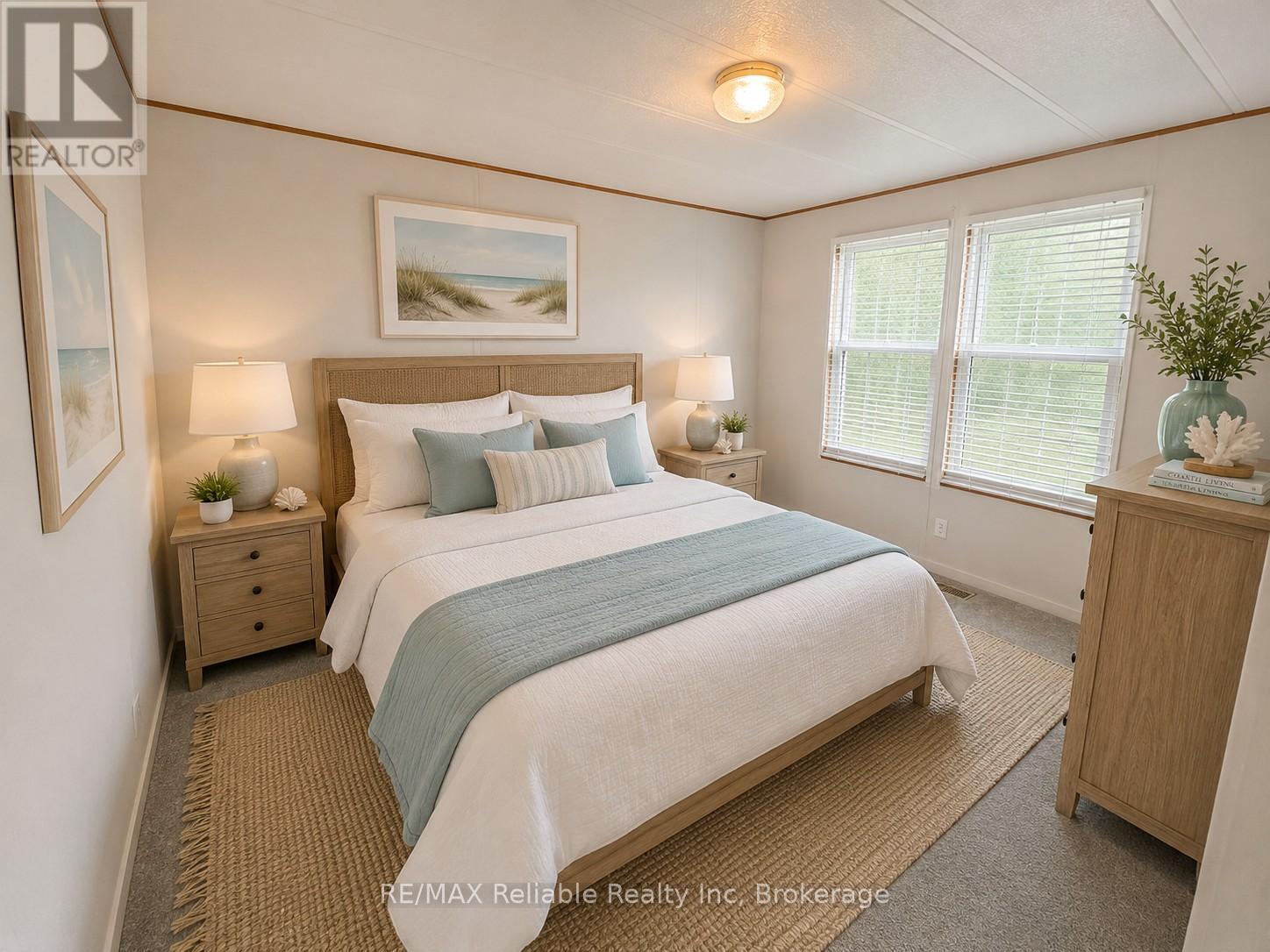 144 SANDBAGGER CRESCENT - 23