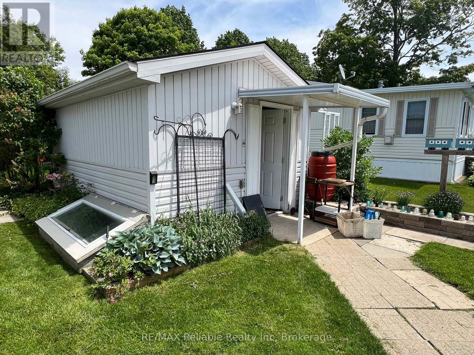 144 SANDBAGGER CRESCENT - 25