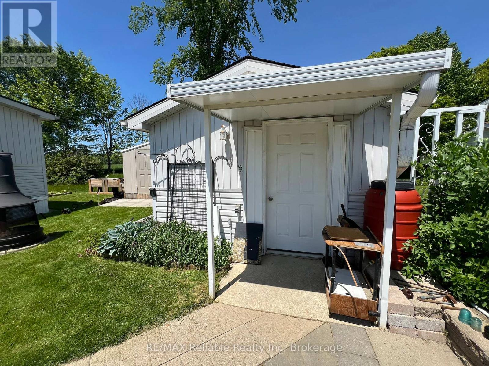 144 SANDBAGGER CRESCENT - 27