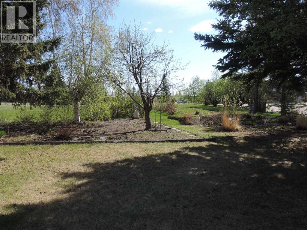 5205 55St. - 49