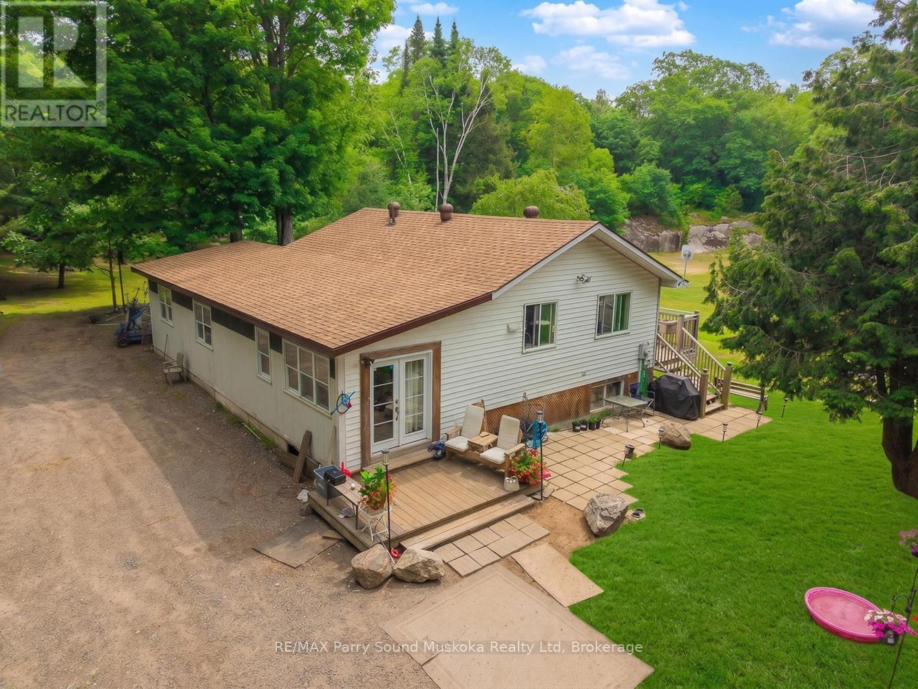 15 TORONTO LAKE ROAD - 37