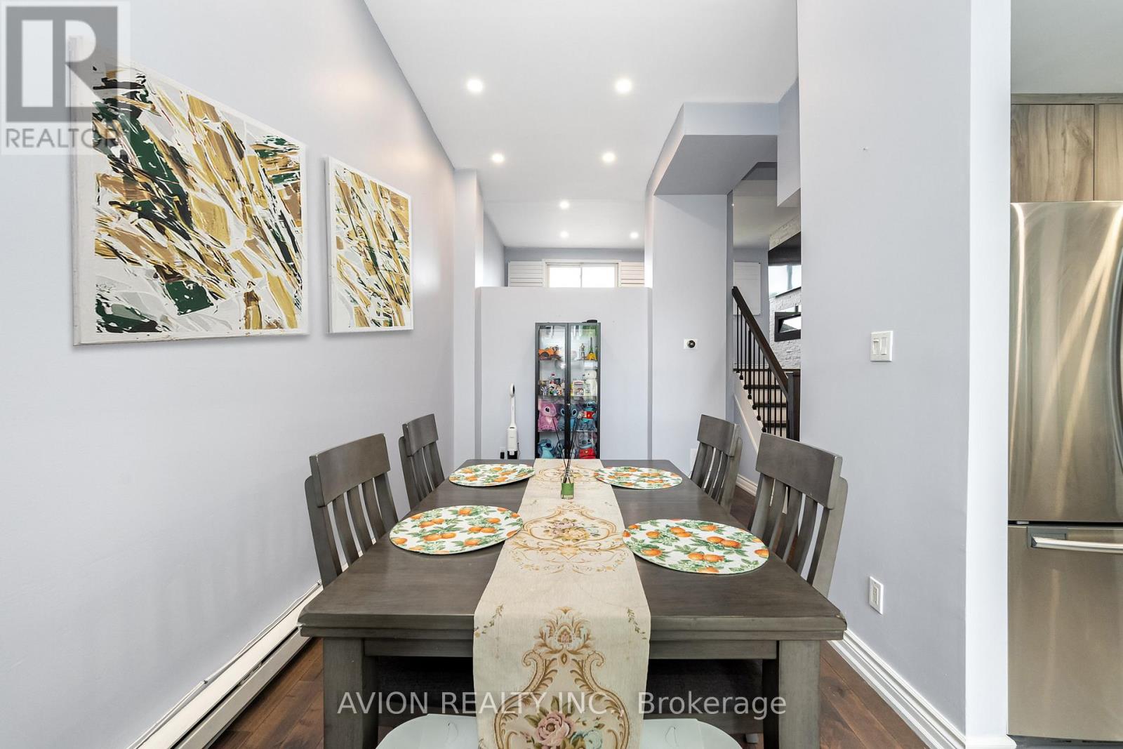 #98 1975 ROSEFIELD ROAD - 12
