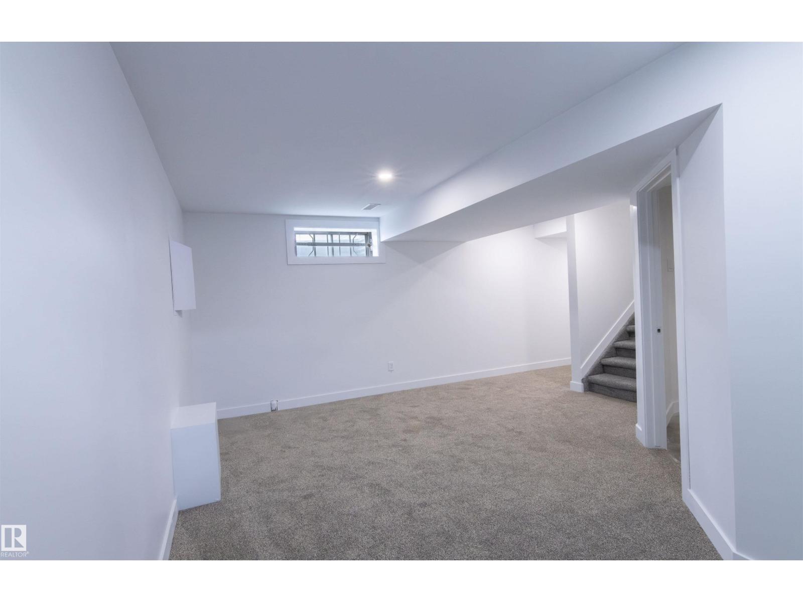 #33 15710 BEAUMARIS RD NW — photo 27