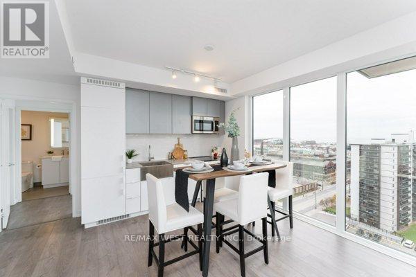 #1207 270 DUFFERIN STREET W - 13