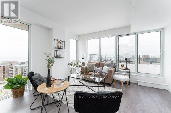 #1207 270 DUFFERIN STREET W - 19