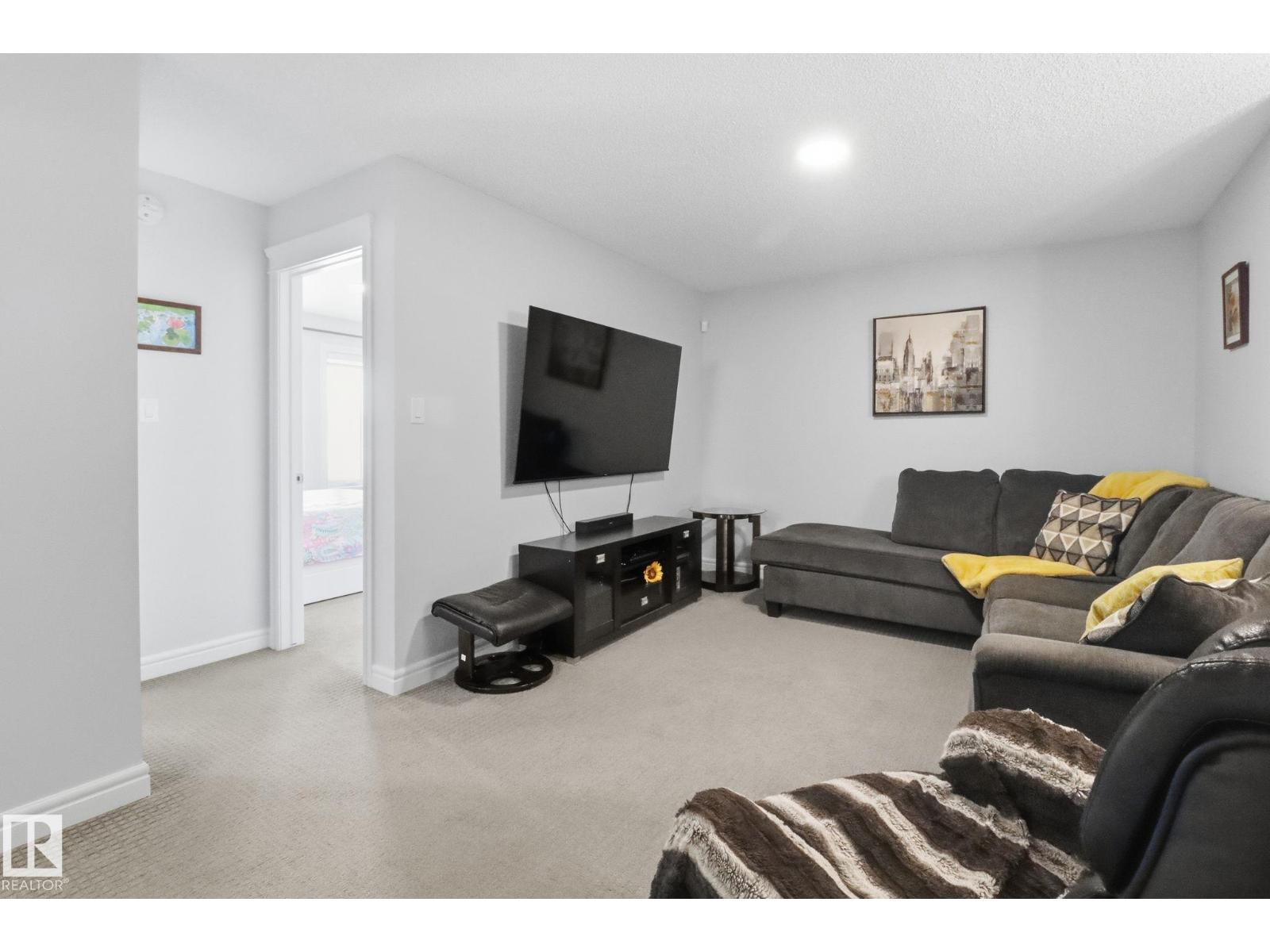812 176 ST SW - 5