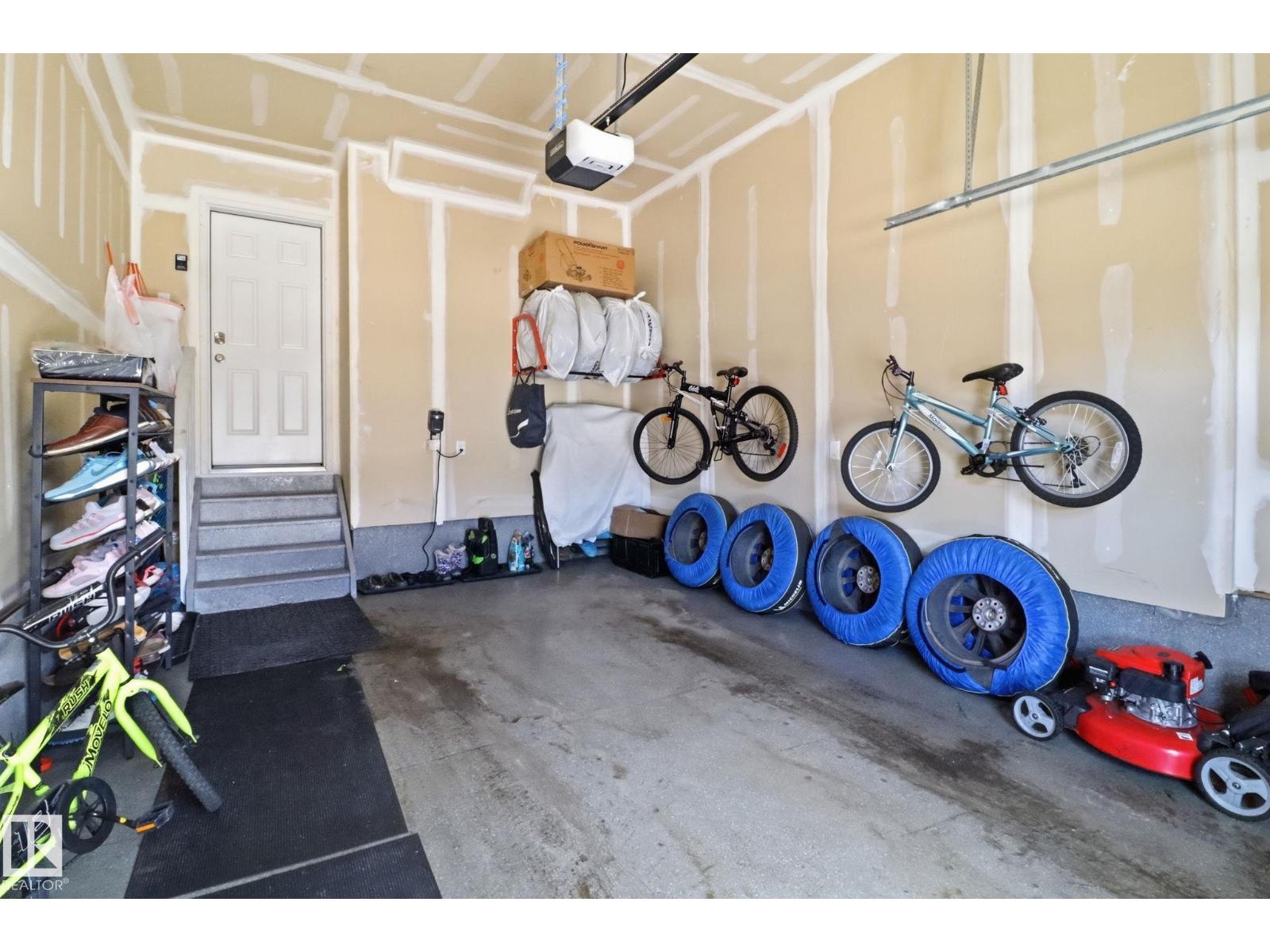 812 176 ST SW - 27