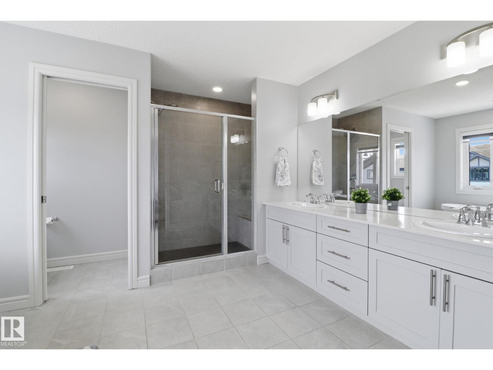 812 176 ST SW - 17